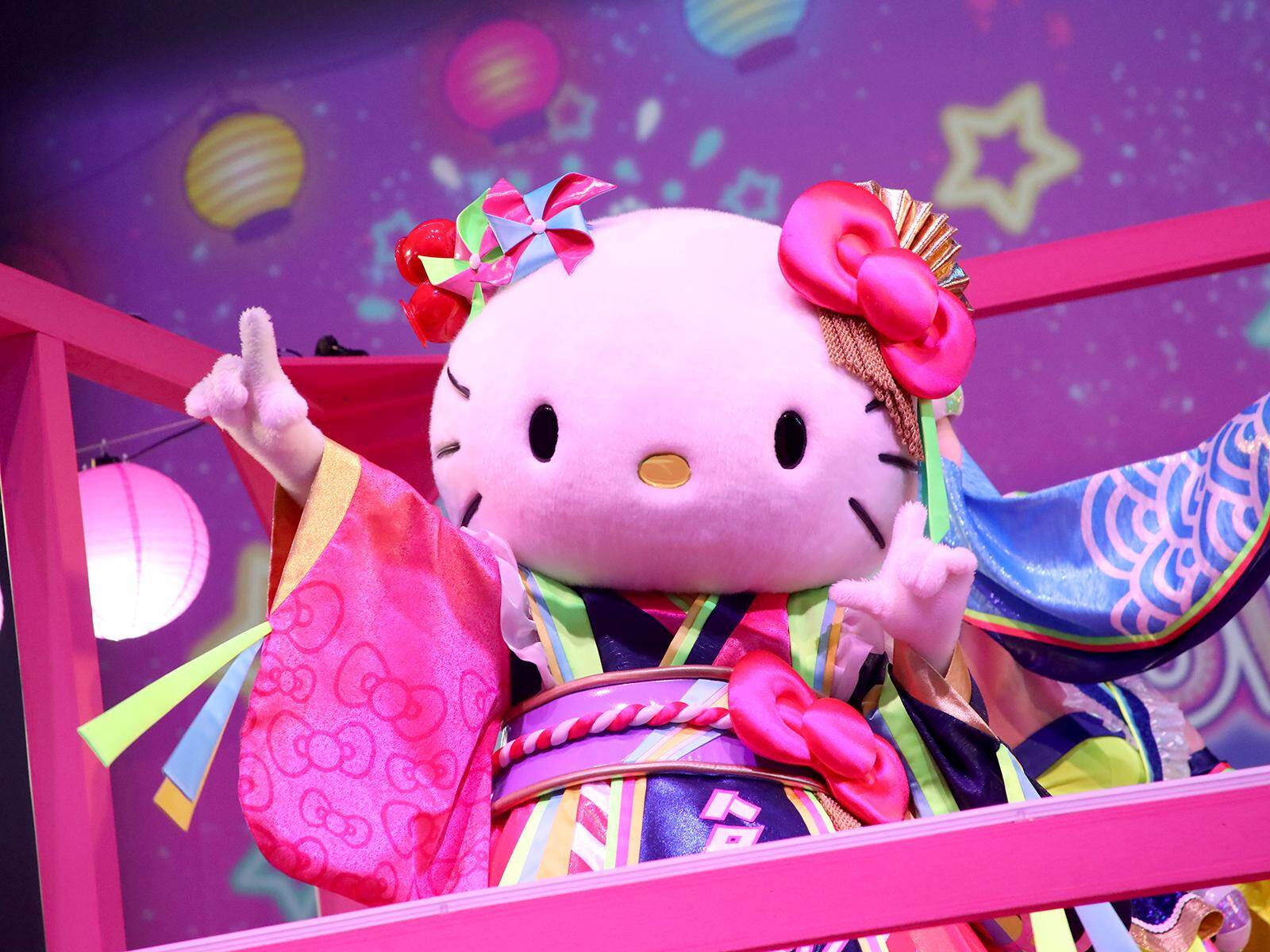 サンリオピューロランド夏イベント「ピューロランドネオナツマツリⅡ」レトロ縁日風ゲームやヤタイ風グルメ｜写真11