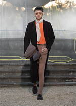 オム プリッセ イッセイ ミヤケ 2026年春夏コレクション、色を採集する旅｜写真9