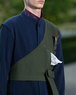 オム プリッセ イッセイ ミヤケ 2026年春夏コレクション、色を採集する旅｜写真40