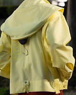 オム プリッセ イッセイ ミヤケ 2026年春夏コレクション、色を採集する旅｜写真55