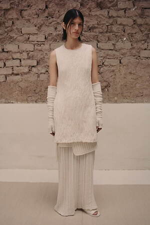 ローレン マヌーギアン(LAUREN MANOOGIAN) 2026年リゾートウィメンズ&メンズコレクション  - 写真3