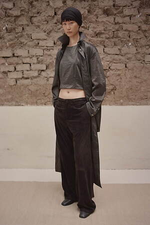 ローレン マヌーギアン(LAUREN MANOOGIAN) 2026年リゾートウィメンズ&メンズコレクション  - 写真23