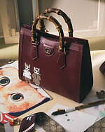 グッチ、ヒグチユウコが描く“ねこのボー＆ボリス”主役のバッグやチャーム付き財布｜写真2