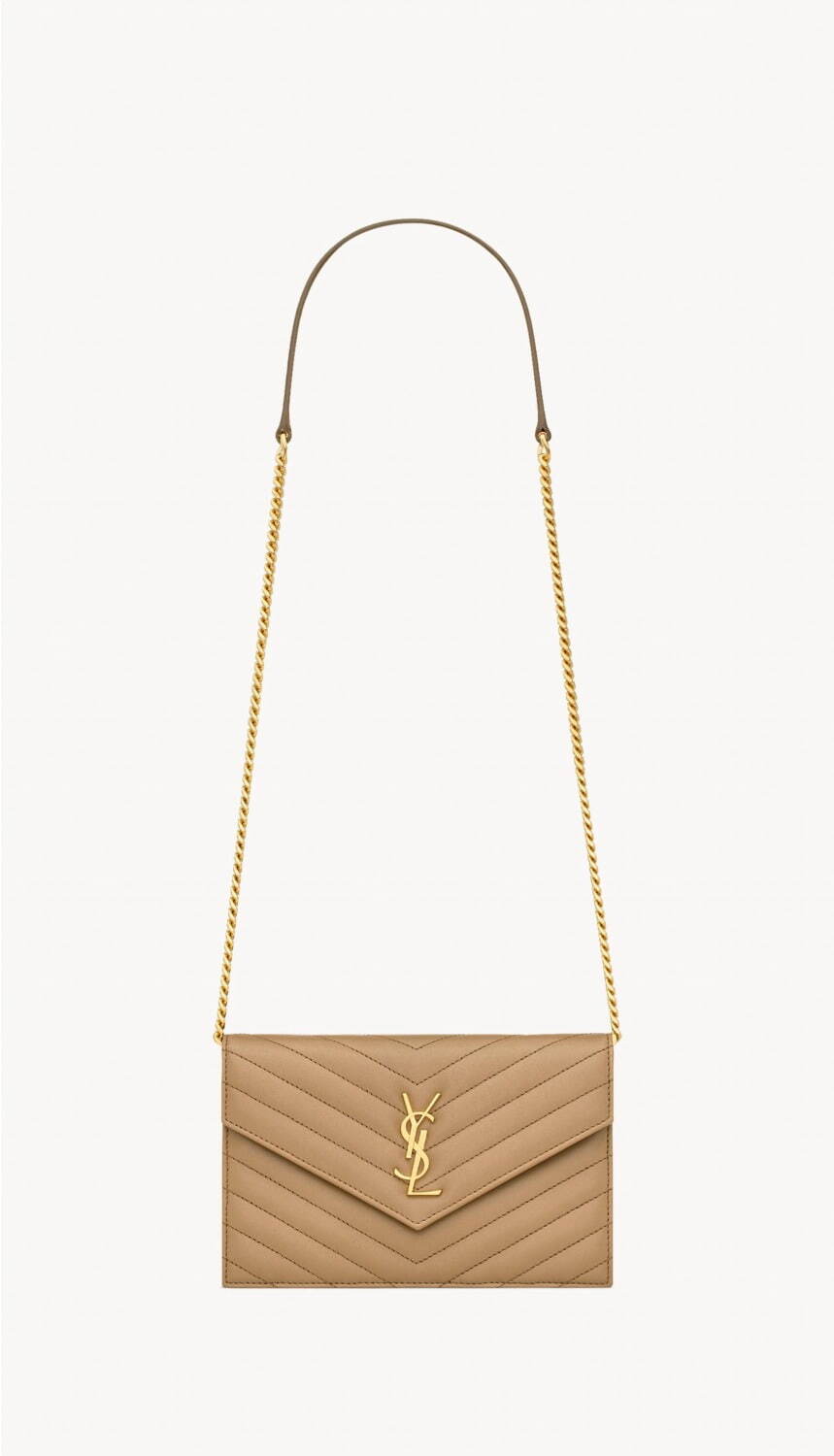 サンローランのV字キルティング財布、“モロッコのヴィラ”着想ボルドー＆ベージュカラーで｜写真11