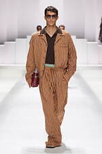 ドルチェ＆ガッバーナ 2026年春夏メンズコレクション - 部屋から外へ、エレガントに着るパジャマ｜写真3