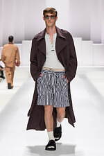 ドルチェ＆ガッバーナ 2026年春夏メンズコレクション - 部屋から外へ、エレガントに着るパジャマ｜写真6