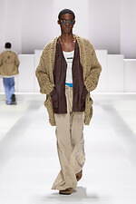 ドルチェ＆ガッバーナ 2026年春夏メンズコレクション - 部屋から外へ、エレガントに着るパジャマ｜写真7