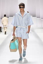 ドルチェ＆ガッバーナ 2026年春夏メンズコレクション - 部屋から外へ、エレガントに着るパジャマ｜写真11