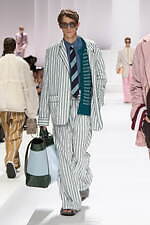 ドルチェ＆ガッバーナ 2026年春夏メンズコレクション - 部屋から外へ、エレガントに着るパジャマ｜写真37