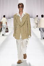 ドルチェ＆ガッバーナ 2026年春夏メンズコレクション - 部屋から外へ、エレガントに着るパジャマ｜写真44