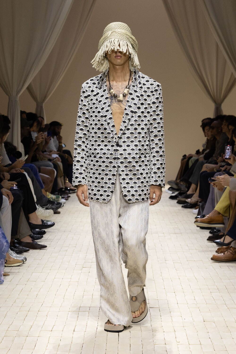 エンポリオ アルマーニ(EMPORIO ARMANI) 2026年春夏メンズコレクション  - 写真47