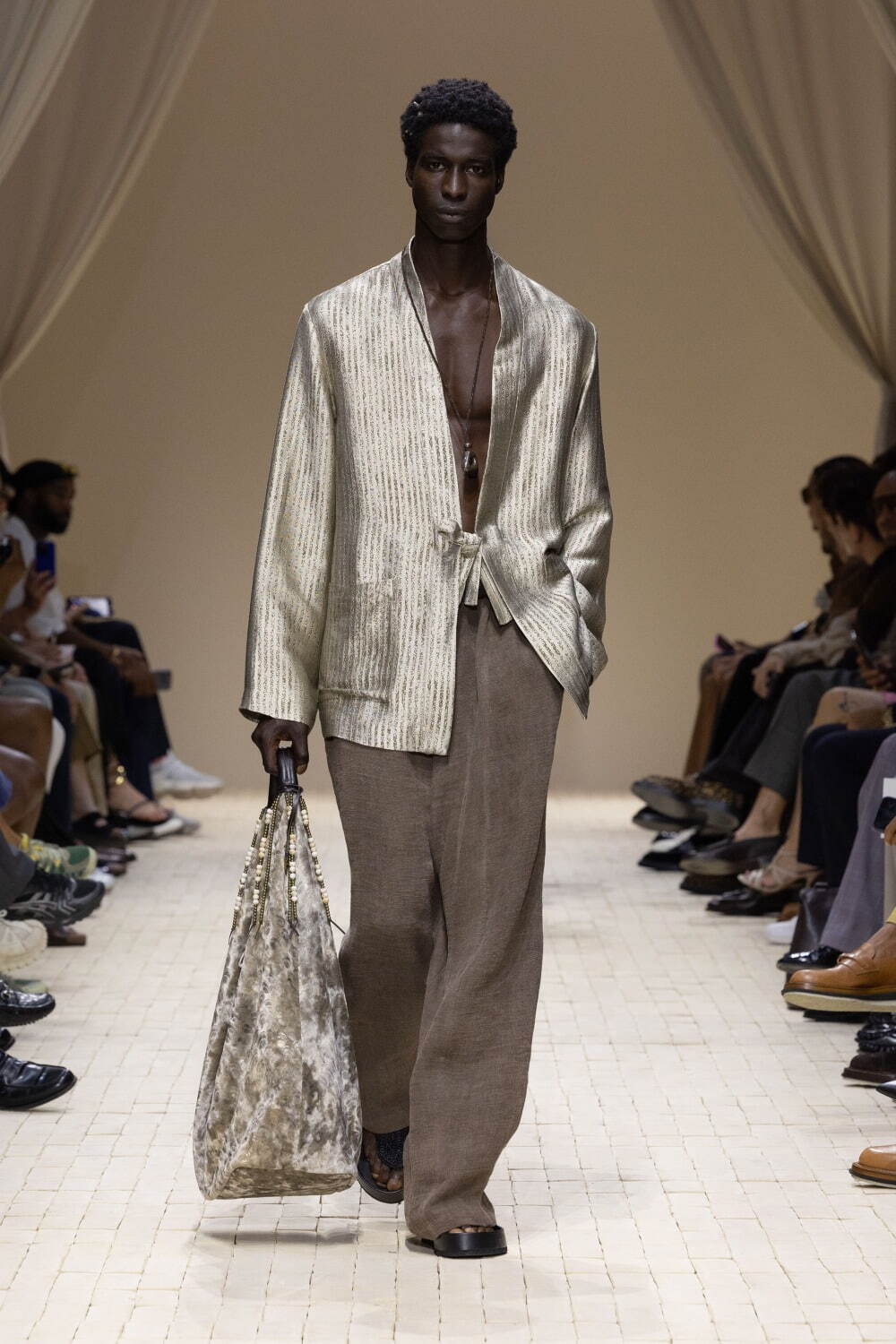 エンポリオ アルマーニ(EMPORIO ARMANI) 2026年春夏メンズコレクション  - 写真55