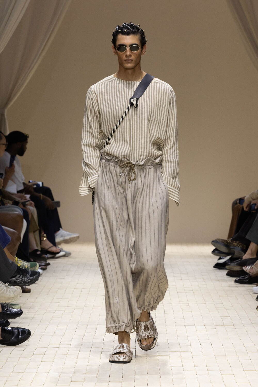 エンポリオ アルマーニ(EMPORIO ARMANI) 2026年春夏メンズコレクション  - 写真57