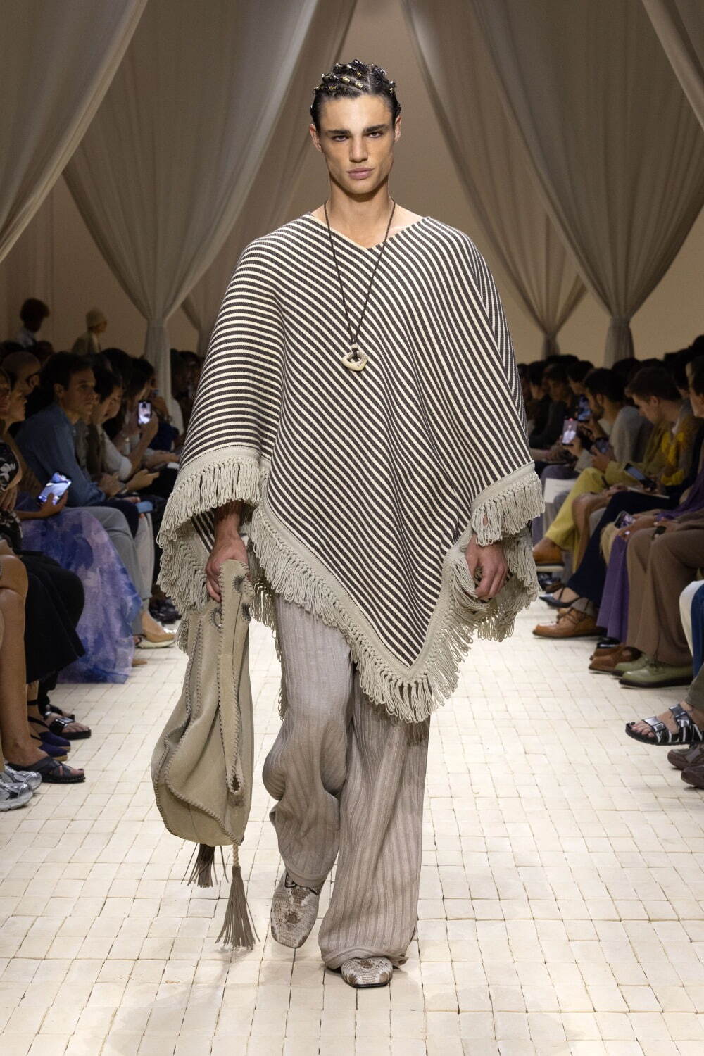 エンポリオ アルマーニ(EMPORIO ARMANI) 2026年春夏メンズコレクション  - 写真59