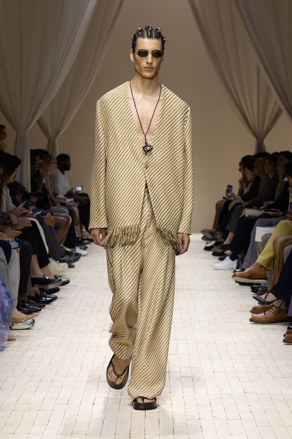 エンポリオ アルマーニ(EMPORIO ARMANI) 2026年春夏メンズコレクション  - 写真66