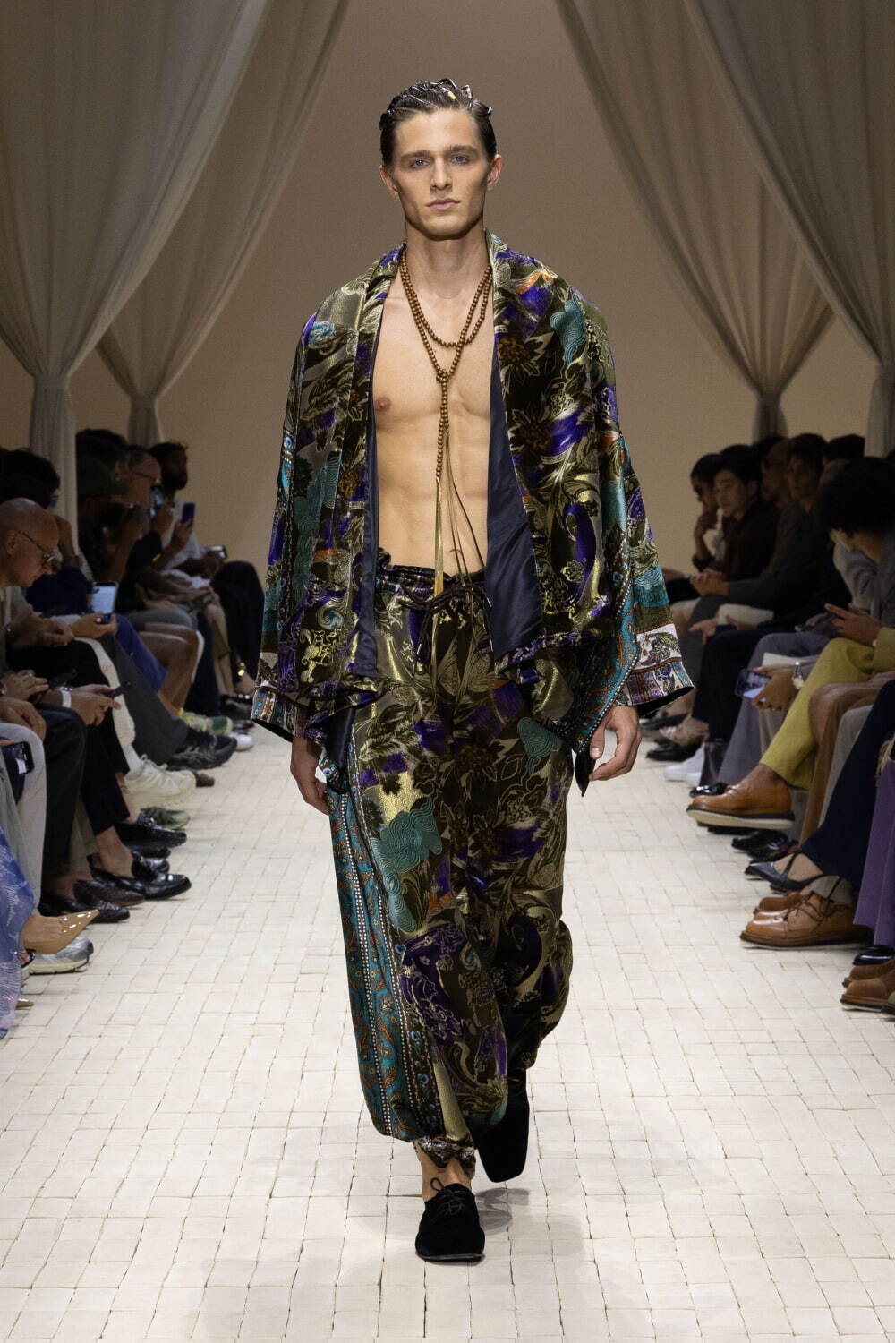 エンポリオ アルマーニ(EMPORIO ARMANI) 2026年春夏メンズコレクション  - 写真85