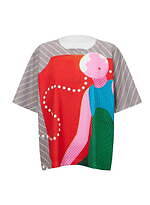 プリーツ プリーズ イッセイ ミヤケの服をまとった女性をカラフルに描いたタンクトップ＆ワンピース｜写真45