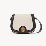 クロエ25年秋ウィメンズ、“ホース メダル”輝くチェーンバッグ＆サドルショルダーなど｜写真7