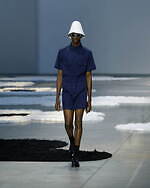 プラダ 2026年春夏メンズコレクション、様々な男性像のイメージ｜写真13