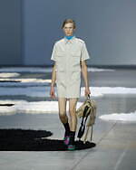 プラダ 2026年春夏メンズコレクション、様々な男性像のイメージ｜写真15