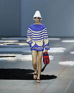 プラダ 2026年春夏メンズコレクション、様々な男性像のイメージ｜写真24