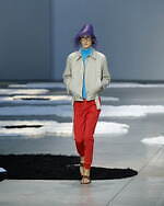 プラダ 2026年春夏メンズコレクション、様々な男性像のイメージ｜写真35