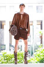 ヴィヴィアン・ウエストウッド 2026年春夏メンズコレクション、スタイルを貫く“現代のダンディズム”｜写真9