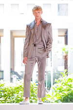 ヴィヴィアン・ウエストウッド 2026年春夏メンズコレクション、スタイルを貫く“現代のダンディズム”｜写真11