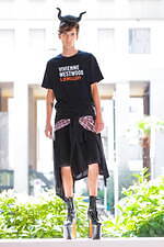 ヴィヴィアン・ウエストウッド 2026年春夏メンズコレクション、スタイルを貫く“現代のダンディズム”｜写真32