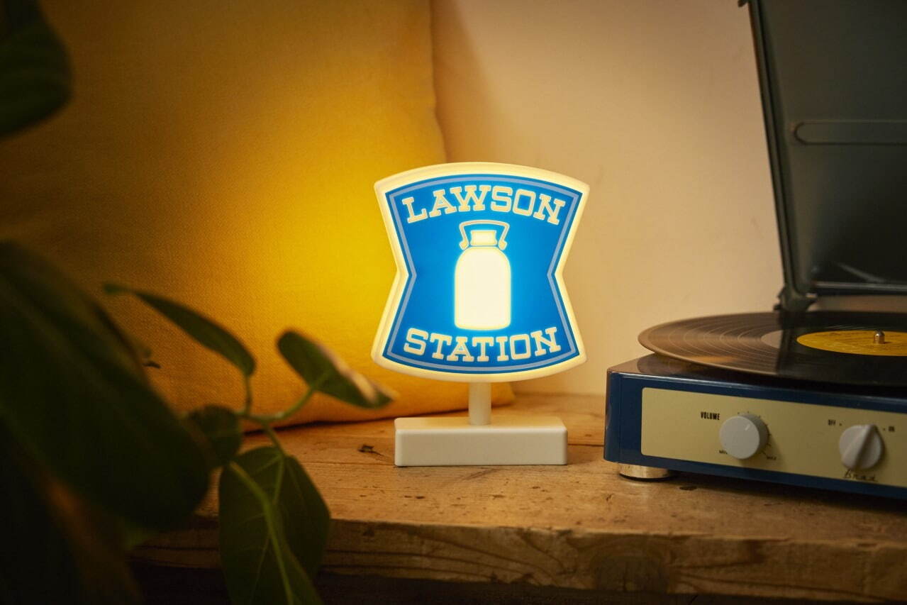 「LAWSON OFFICIAL BOOK ローソンの看板そのまんまルームライトver.」3,289円