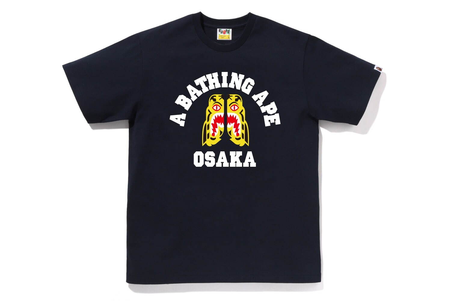 ア ベイシング エイプ“大阪×猿モチーフ”のグラフィックTシャツ、大阪タカシマヤの期間限定ストアで｜写真8