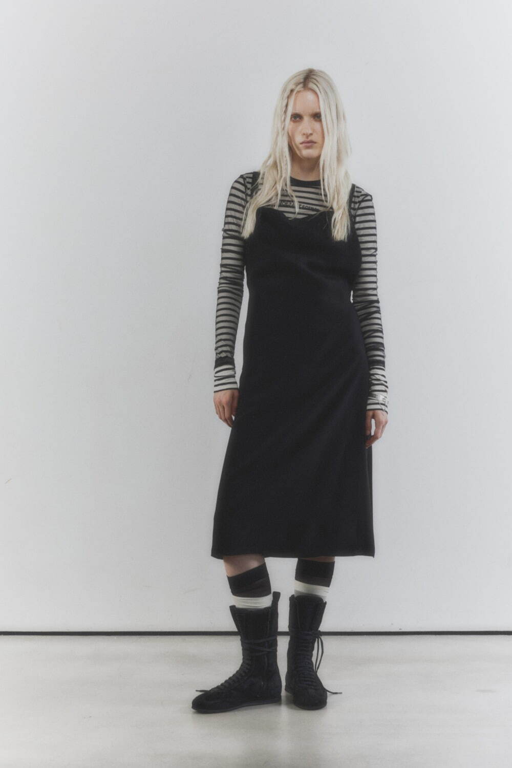 ANN DEMEULEMEESTER アン ドゥムルメステール カットソー アン ドゥムルメステール(ANN DEMEULEMEESTER) 2026年リゾート