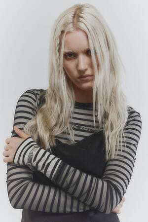 アン ドゥムルメステール(ANN DEMEULEMEESTER) 2026年リゾートウィメンズ&メンズコレクション  - 写真4