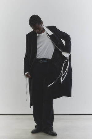 アン ドゥムルメステール(ANN DEMEULEMEESTER) 2026年リゾートウィメンズ&メンズコレクション  - 写真8