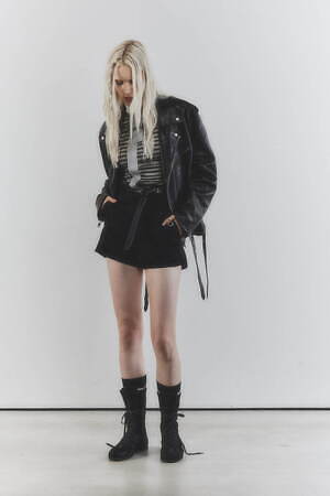 アン ドゥムルメステール(ANN DEMEULEMEESTER) 2026年リゾートウィメンズ&メンズコレクション  - 写真15