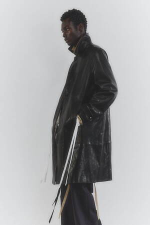 アン ドゥムルメステール(ANN DEMEULEMEESTER) 2026年リゾートウィメンズ&メンズコレクション  - 写真85