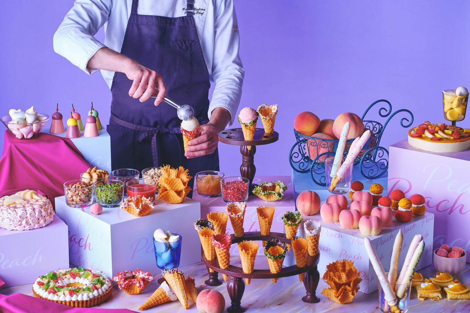 コンラッド大阪の桃スイーツビュッフェ、自分でアレンジするDIYアイス＆“まるで本物”ピーチムース｜写真8
