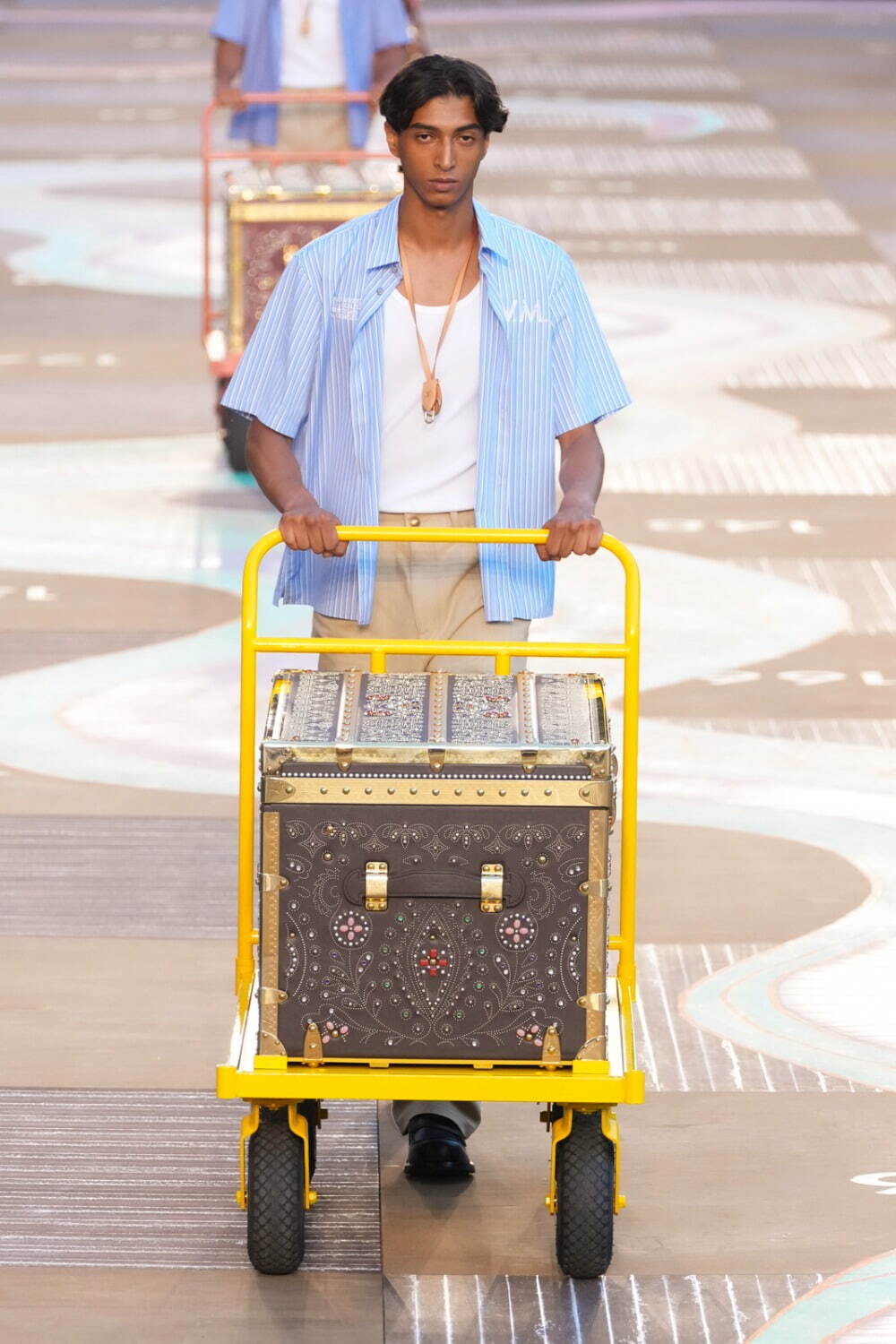 ルイ・ヴィトン(LOUIS VUITTON) 2026年春夏メンズコレクション  - 写真25