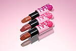 NARS25年秋コスメ、“ぷっくり”花モチーフ×パステルピンクの限定リップスティック｜写真2