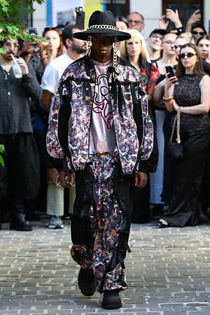 キディル(KIDILL) 2026年春夏ウィメンズ&メンズコレクション  - 写真7