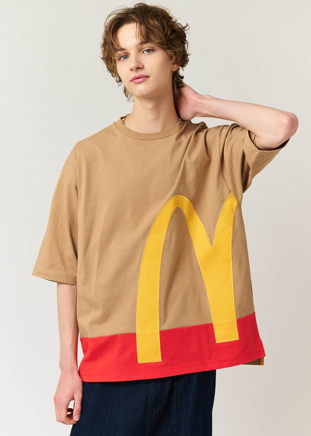 グラニフ×マクドナルド「マックフライポテト」ポケット付きTシャツやバーガー総柄シャツなど新作コラボ｜写真9