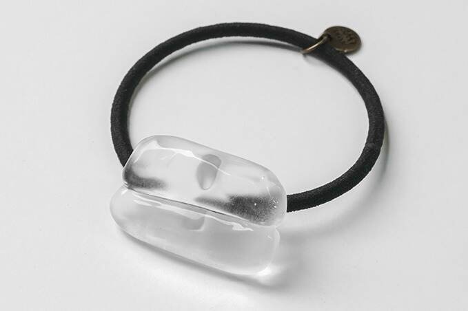 ハリオのヘアゴム、ゆらめく水面＆溶ける霜柱イメージのガラス