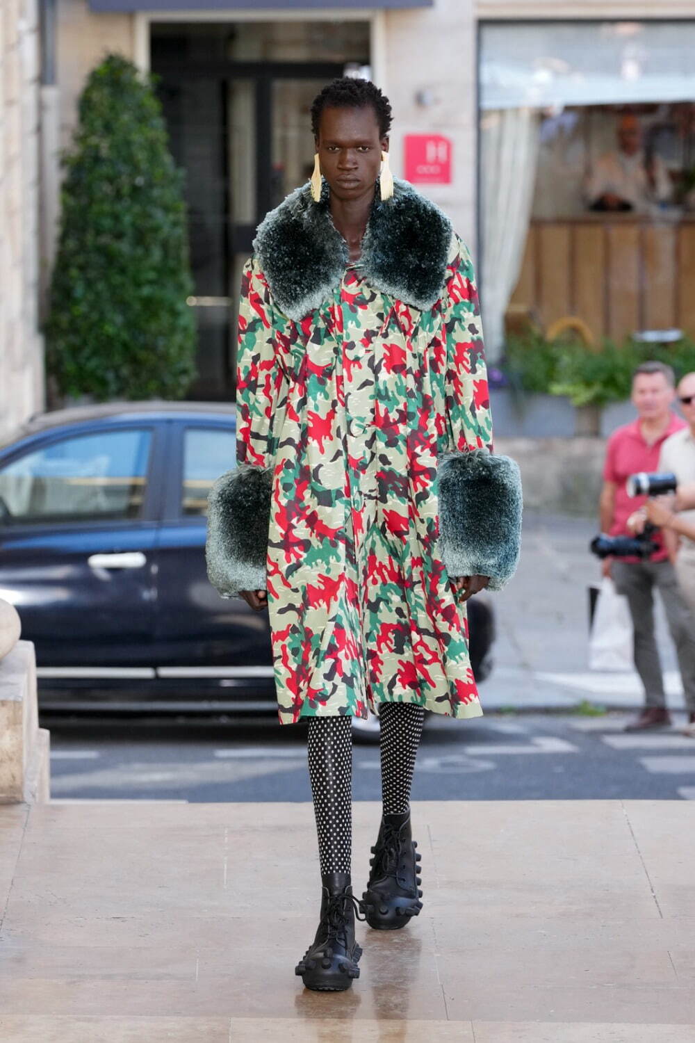 ウォルター ヴァン ベイレンドンク(Walter Van Beirendonck) 2026年春夏メンズコレクション  - 写真1