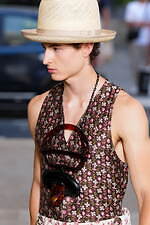 ウォルター ヴァン ベイレンドンク 2026年春夏コレクション、星のような目で希望を見つめる｜写真9