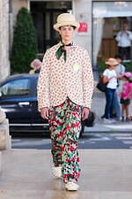 ウォルター ヴァン ベイレンドンク 2026年春夏コレクション、星のような目で希望を見つめる｜写真20