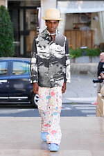 ウォルター ヴァン ベイレンドンク 2026年春夏コレクション、星のような目で希望を見つめる｜写真37