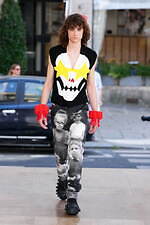 ウォルター ヴァン ベイレンドンク 2026年春夏コレクション、星のような目で希望を見つめる｜写真43