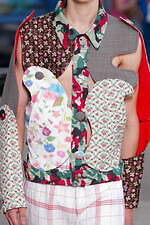 ウォルター ヴァン ベイレンドンク 2026年春夏コレクション、星のような目で希望を見つめる｜写真64