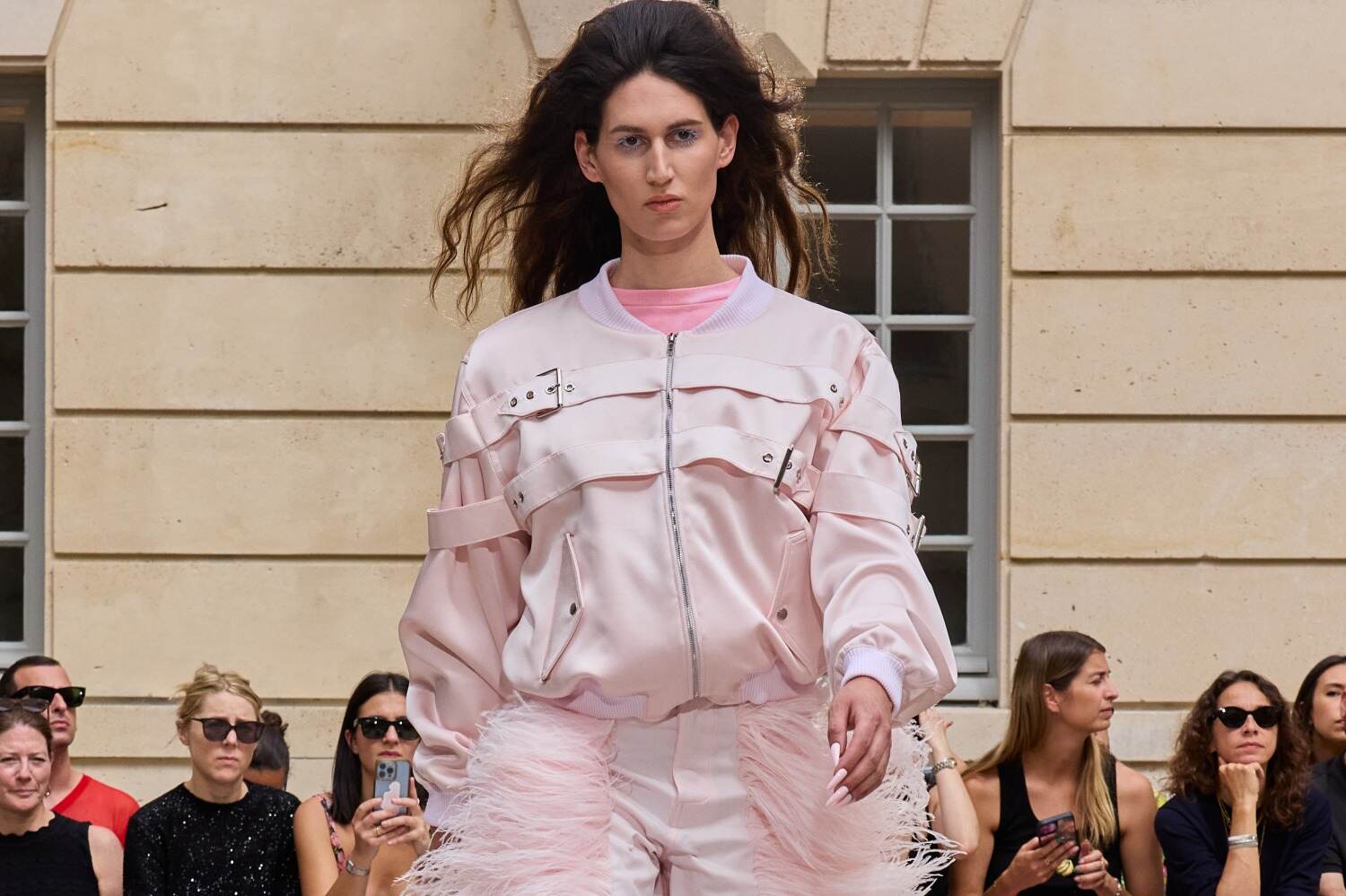 ジャンヌ フリオ 2026年春夏 ウィメンズ&メンズ コレクション