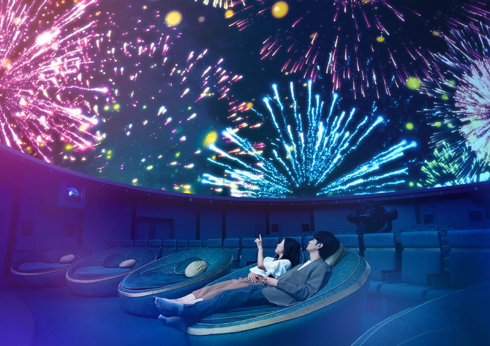 「花火ウェルカムドーム」“撮影OK”夜空に浮かぶ花火の演出、コニカミノルタプラネタリウム全5館で｜写真3